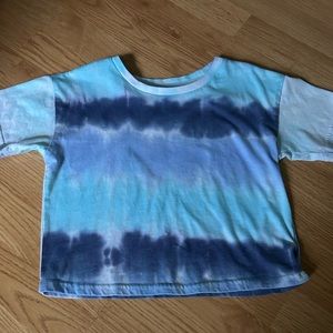 blue cropped tie dye